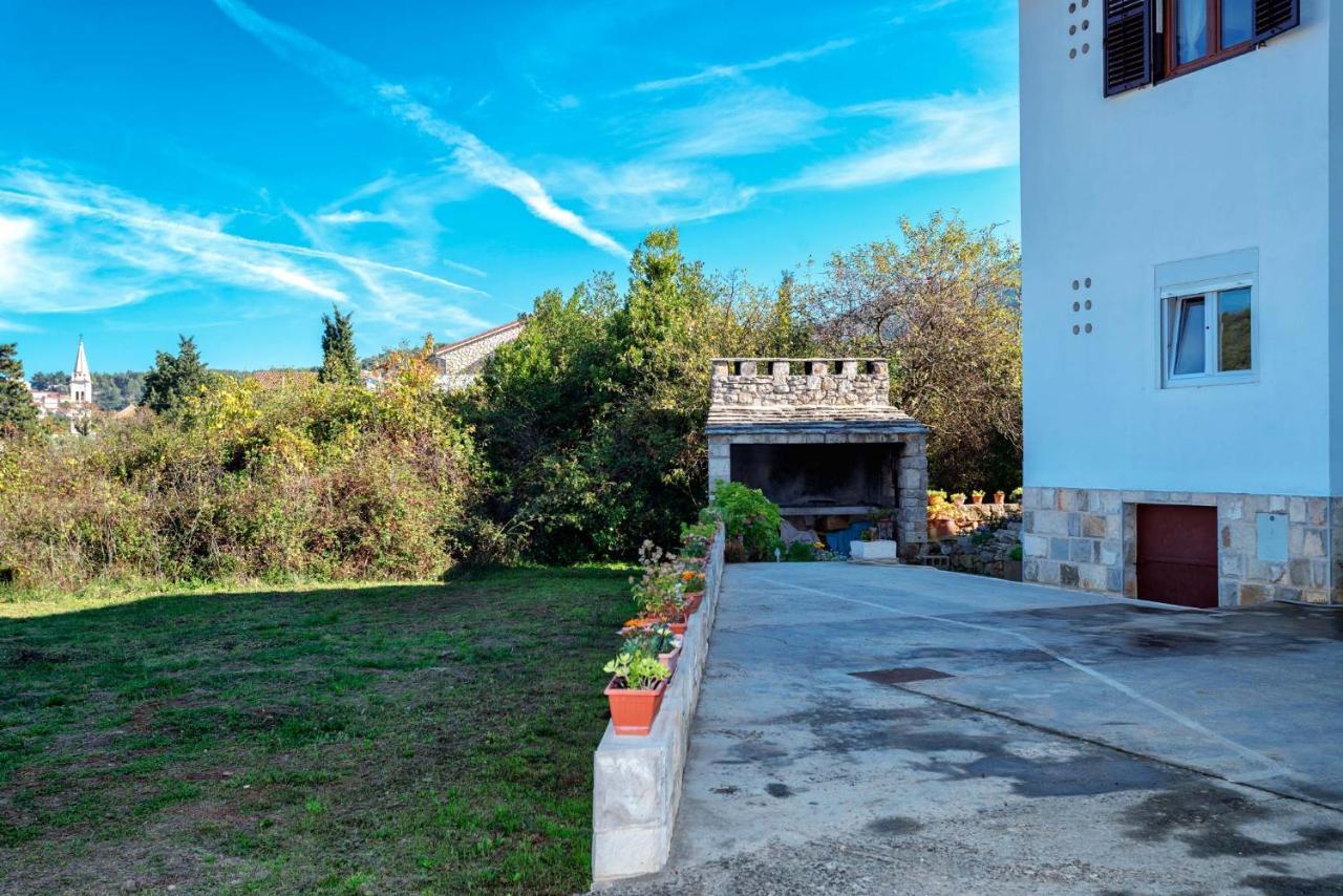 Apartments Draganic Jelsa  Kültér fotó