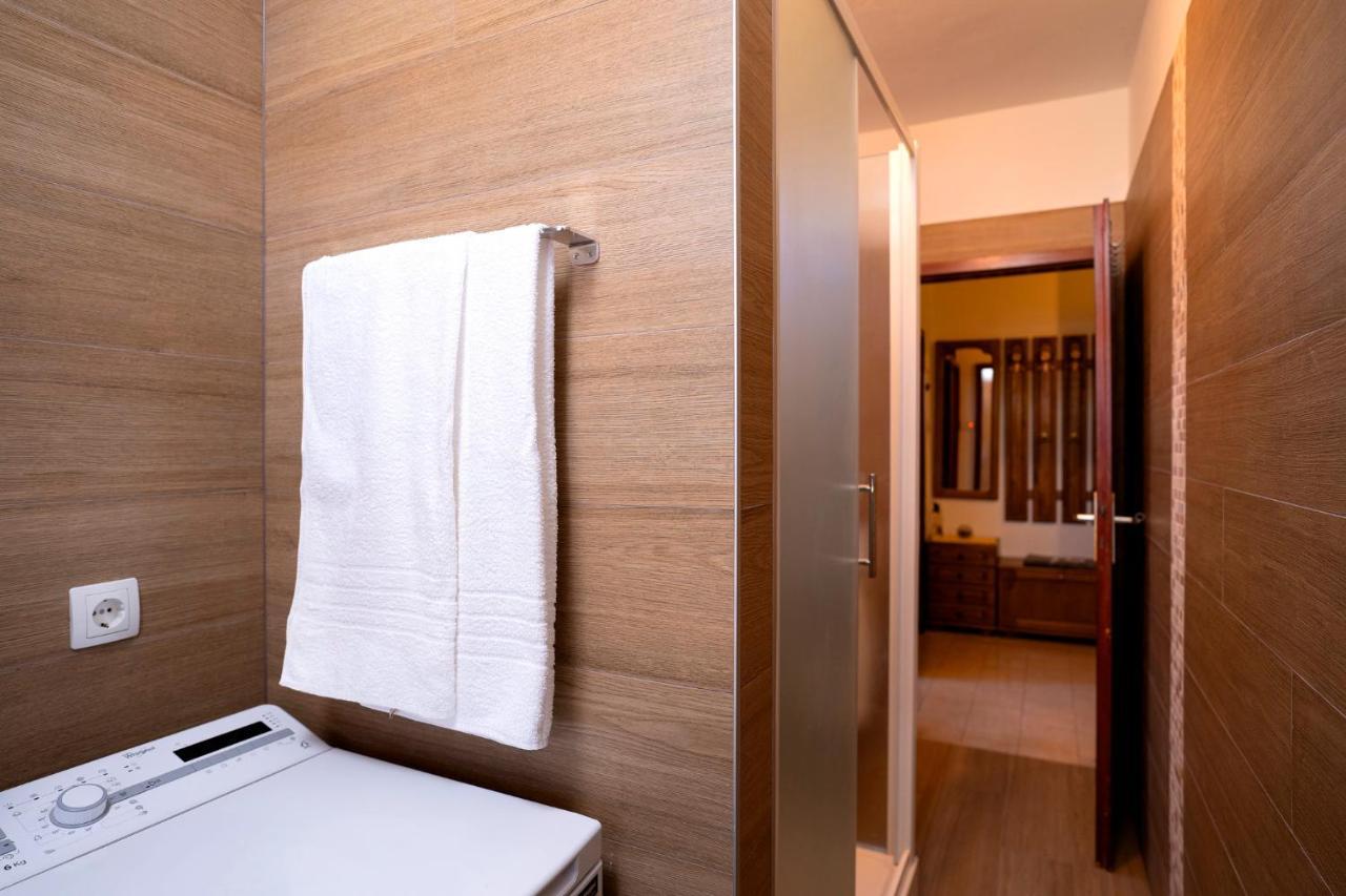 Apartments Draganic Jelsa  Kültér fotó