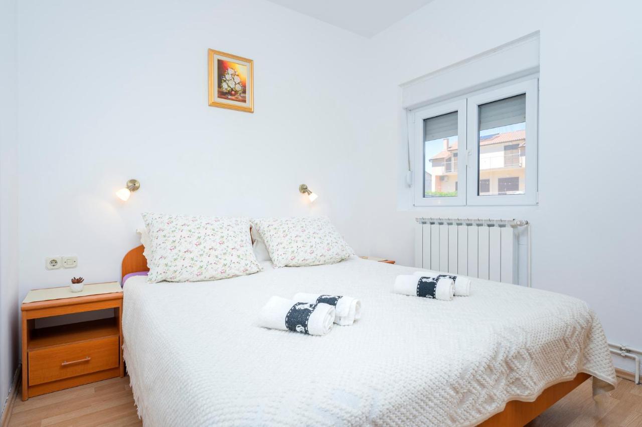 Apartments Draganic Jelsa  Kültér fotó