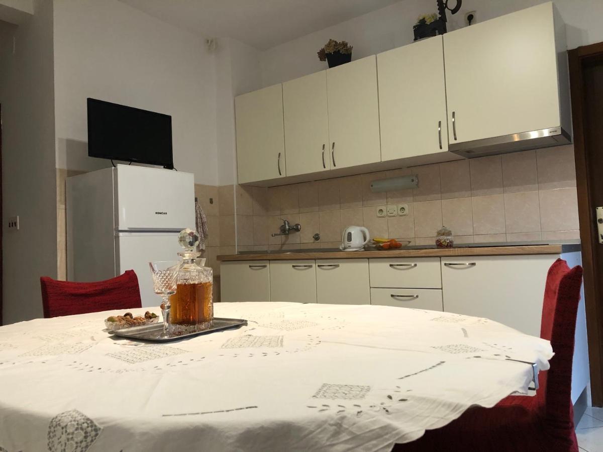 Apartments Draganic Jelsa  Kültér fotó