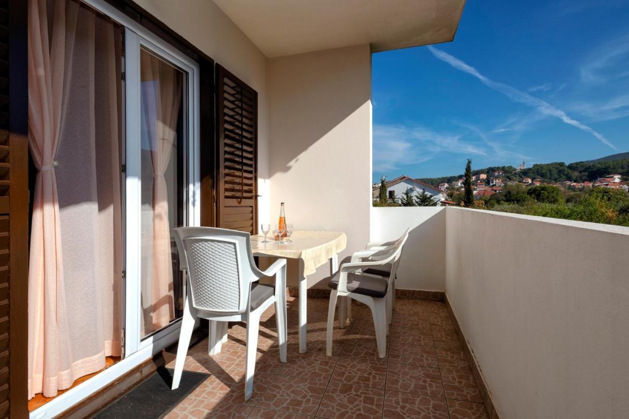 Apartments Draganic Jelsa  Kültér fotó