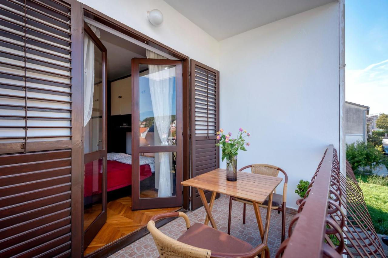 Apartments Draganic Jelsa  Kültér fotó